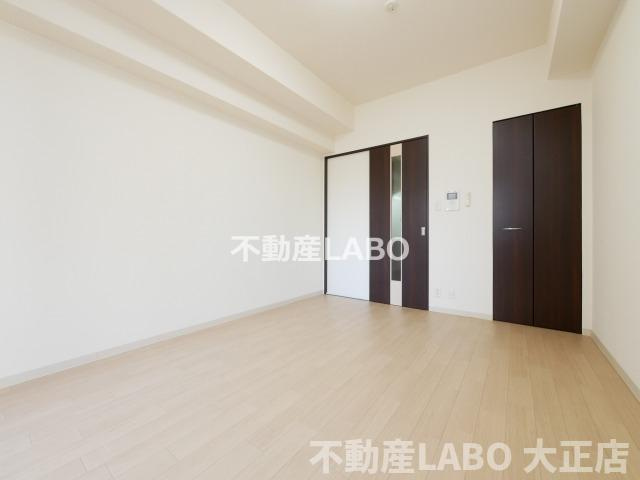 グランシス難波西の洋室