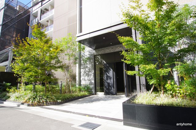 S-RESIDENCE江坂Alegria 仲介手数料無料のエントランス