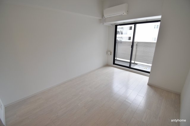 S-RESIDENCE江坂Alegria 仲介手数料無料の洋室