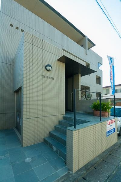 福岡市城南区松山２丁目の賃貸マンションのエントランス|エントランス写真