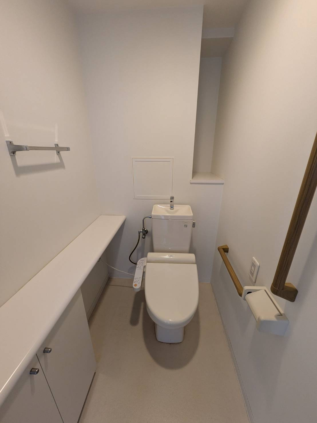 ラピタス31西宮のトイレ|広々としたトイレです