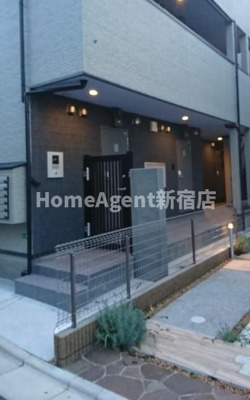 【エントランス】 | フォート・デルッシ | インターネット無料♪