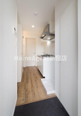 【玄関】 | フォート・デルッシ | インターネット無料♪同仕様写真