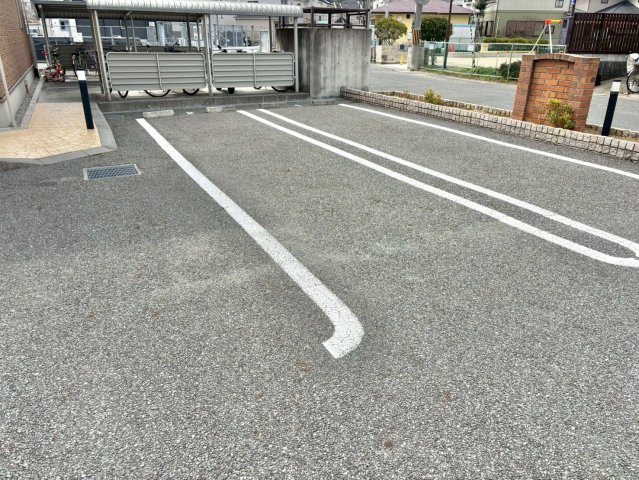 グランチャレットⅠの駐車場