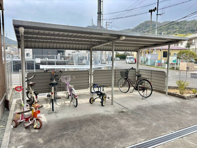 グランチャレットⅠの駐車場