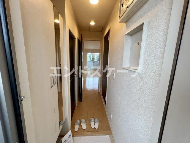 ベルテの玄関|高崎、前橋エリアのお部屋探しはエンドスケープまで！お客様の理想お聞かせ下さい♪
クロスの色が異なる場合があります。
