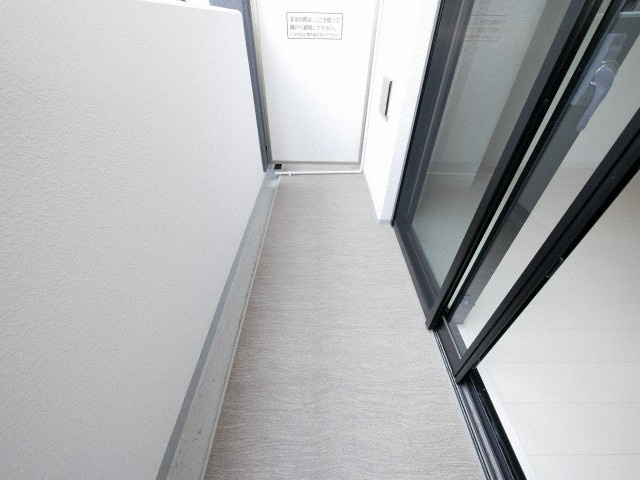 グランデュール鶴橋のバルコニー