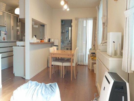 売中古戸建　静岡市駿河区下川原南の居間・リビング