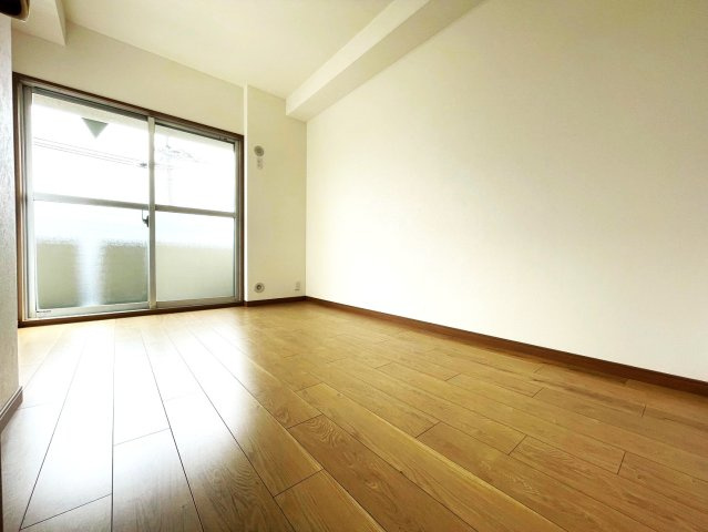 ◆２０２５年１０月リフォーム完了◆京阪本線『淀』駅徒歩４分◆収納豊富◆ディオ・フェルティ淀桂川の洋室|洋室