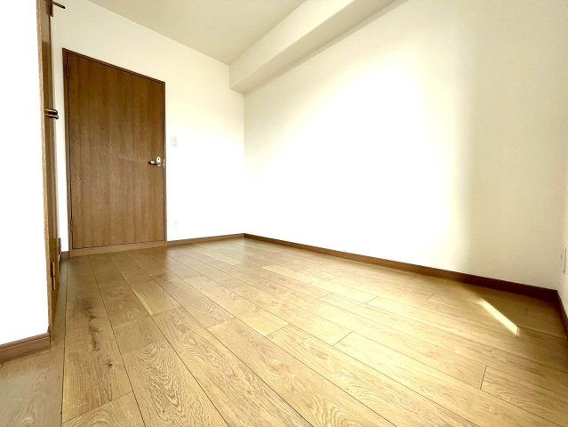 ◆２０２５年１０月リフォーム完了◆京阪本線『淀』駅徒歩４分◆収納豊富◆ディオ・フェルティ淀桂川の洋室|洋室