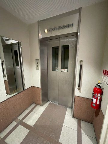 ◆２０２５年１０月リフォーム完了◆京阪本線『淀』駅徒歩４分◆収納豊富◆ディオ・フェルティ淀桂川のその他|エレベーター