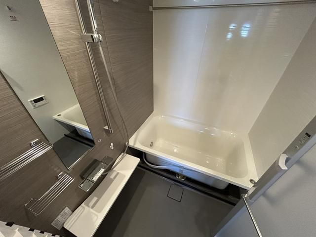 ブランシエスタ浅草蔵前の浴室