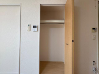 【収納】 | グランシティ | リビングクローゼット