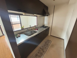 【キッチン】 | 西区西観音町【ライオンズマンション平和大通り第２】 | ワイドバルコニーは陽当たり・通風良好です☆