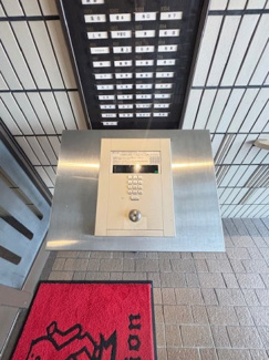 【エントランス】 | 西区西観音町【ライオンズマンション平和大通り第２】 | オートロックで安心♪