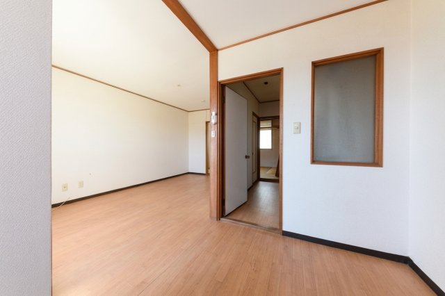 奈良市般若寺町  夏特売　店舗付テラスハウス♪の洋室|３階　住居エリア