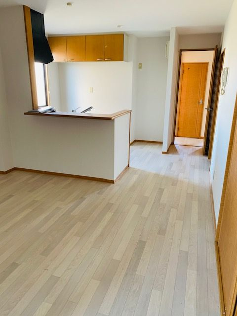 サニーヒル御井の居間・リビング|使いやすい居間です