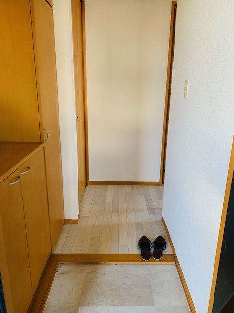 サニーヒル御井の玄関|明るい玄関です