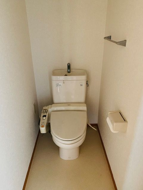サニーヒル御井のトイレ|コンパクトで使いやすいトイレです