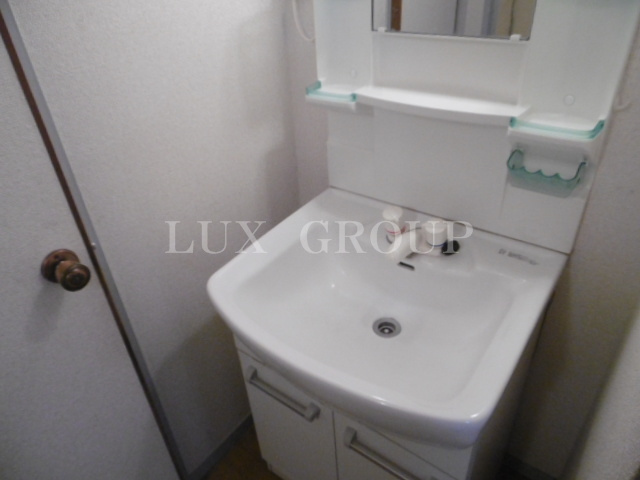 【独立洗面台】 | サンパレストミタ