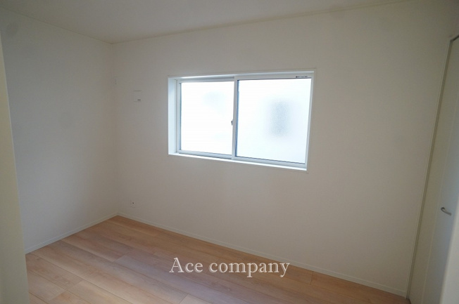 【内装】 | 東大阪市稲田本町1丁目　【5号棟/全5棟】 | 【1階：サービスルーム5帖】