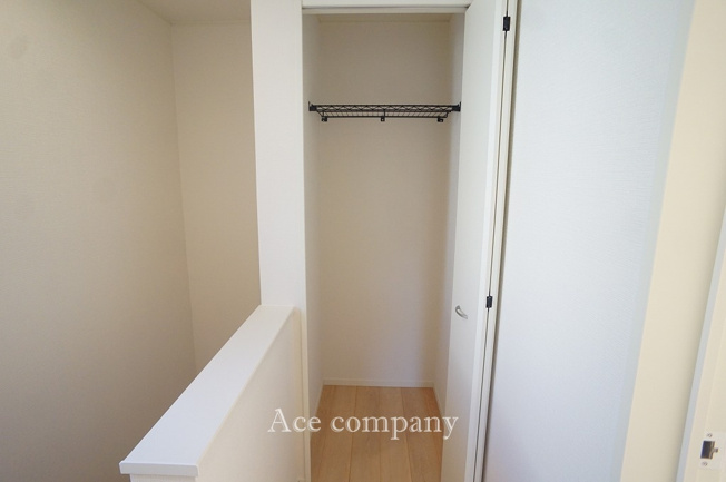 【収納】 | 東大阪市稲田本町1丁目　【4号棟/全5棟】 | 2階、廊下にあるクローゼットです♪