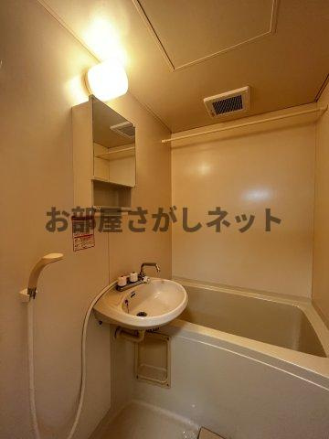 ウィンドテラス南行徳の浴室