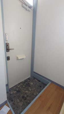 【玄関】 | メゾンスカイ堀江