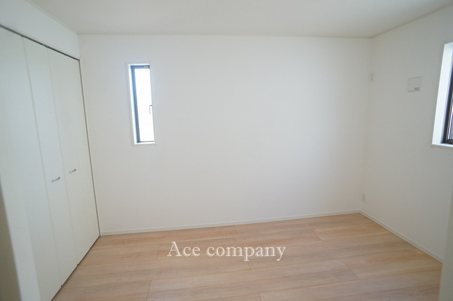 【子供部屋】 | 八尾市新家町2丁目　【2号棟/全3棟】 | 【2階：西側洋室6帖】