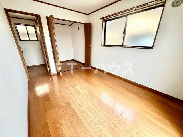 土井貸家（武石）の居間・リビング