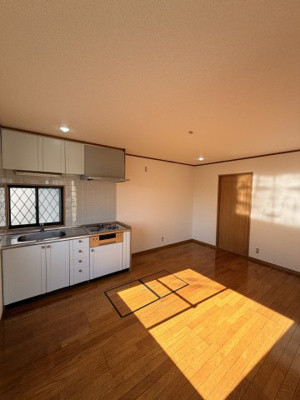 【居間・リビング】 | 安行領根岸　貸戸建 | ゆったり過ごせるリビングです