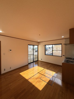 【居間・リビング】 | 安行領根岸　貸戸建 | 使いやすい居間です