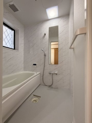 【浴室】 | 安行領根岸　貸戸建 | お風呂で日々の疲れを落としましょう