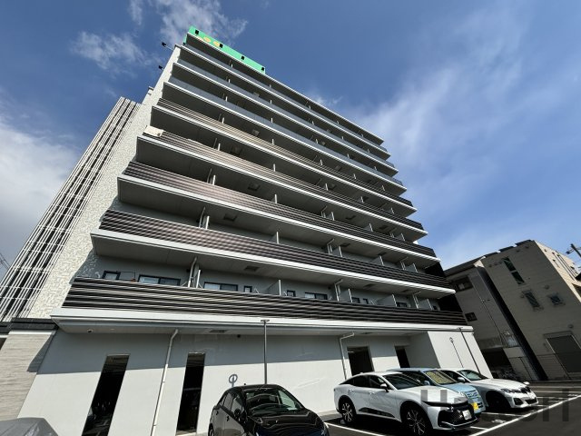 スプランディッドⅨの外観