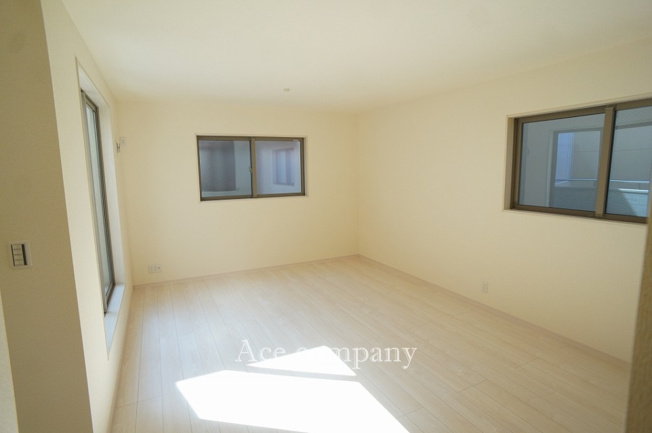 【前面道路含む現地写真】 | 東大阪市菱屋西1丁目　【2号棟/全2棟】 | 【前面道路：幅員約4.5ｍ☆】