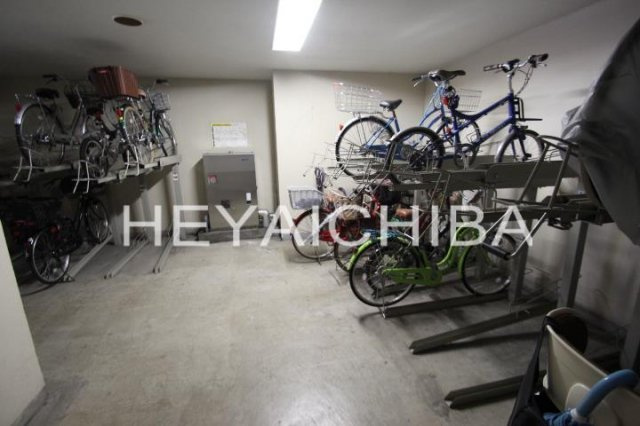 キャルム浅草のその他共用部分|駐輪場