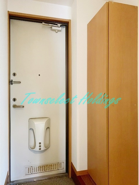 カーサ・ミーア文庫の玄関|シューズボックス付き玄関