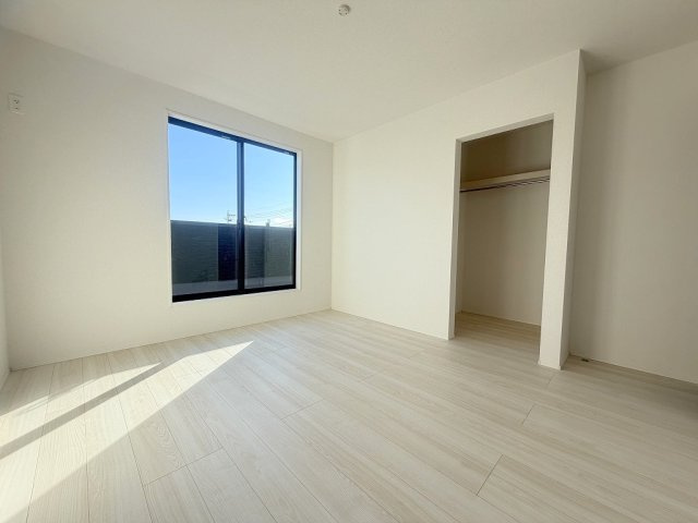 三郷市後谷　新築戸建　全1棟の洋室|WICが付いた主寝室7.25帖