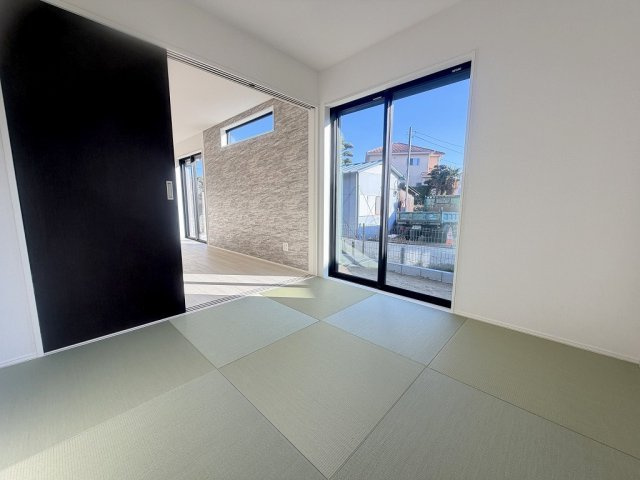 三郷市後谷　新築戸建　全1棟の和室|マルチに使えるリビング横の和室4.5帖