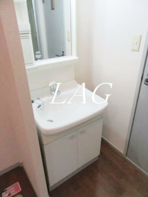 【洗面所】 | エクセラン | 洗面台です。