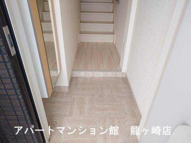 アリュール阿見の玄関