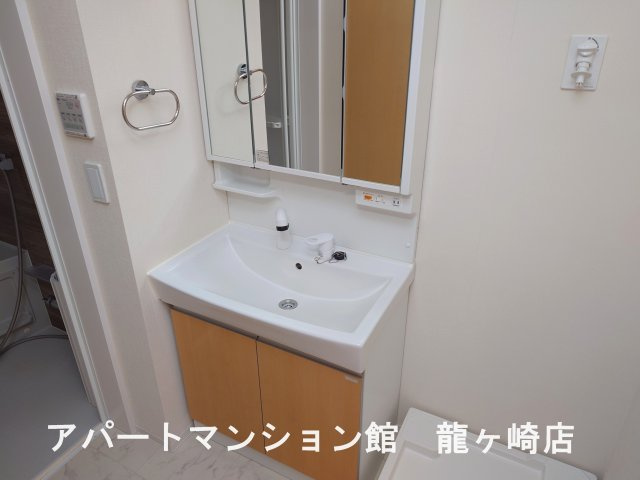 アリュール阿見の独立洗面台