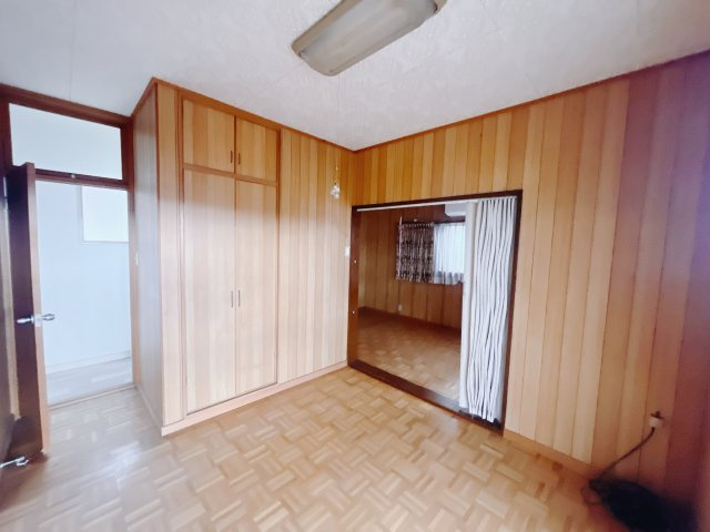 【中古戸建】高崎市吉井町南陽台1丁目の洋室|■2階洋室｜2階各居室には収納をご用意しています♪常にお部屋を綺麗に保てます！小さなお子様も自然とお片付けができるようになるのでうれしいですよね！