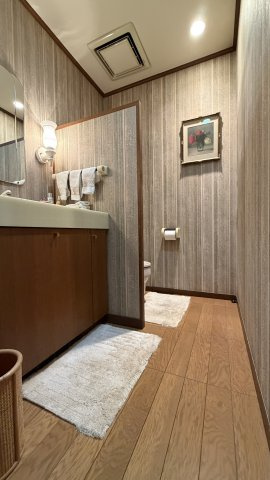 白金三光ヒルズのトイレ|清潔感のあるトイレです