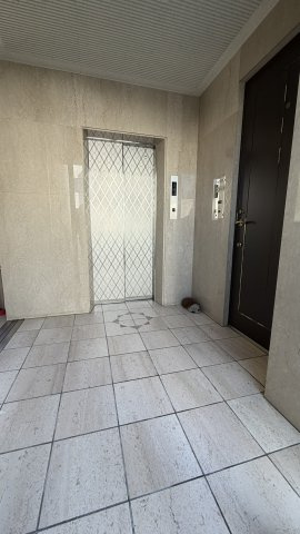 白金三光ヒルズの玄関|ゆったりとした玄関です