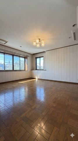 白金三光ヒルズの居間・リビング