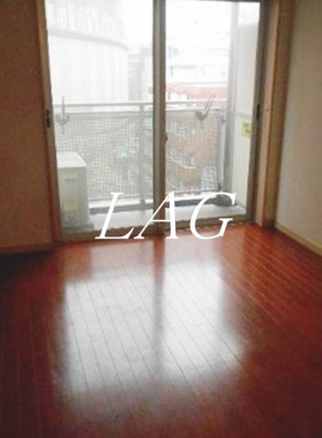 【居間・リビング】 | キャッスル北沢大橋 | 洋室のお部屋です。