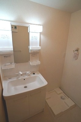 【洗面所】 | クレストＭ六番館 | 洗面所