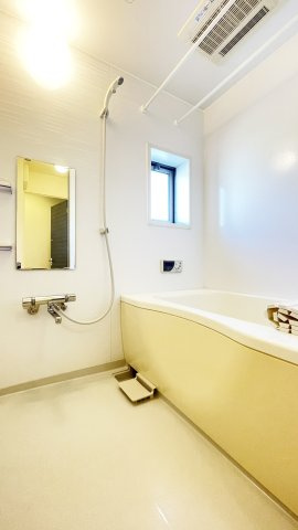 シャーメゾン弐丈の浴室