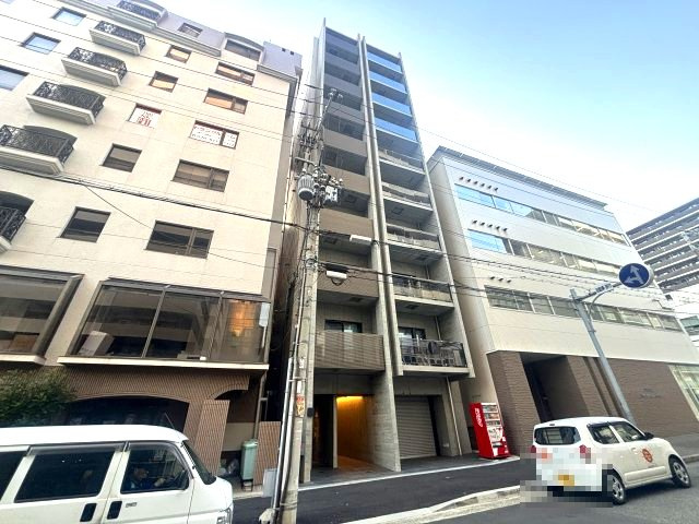 ZONNA神戸磯上通の外観|外観は落ち着いています